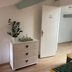 Petite Maison De Village *