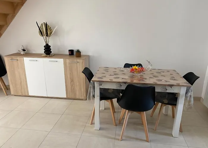 Hébergement de vacances Petite Maison De Village Ancerville (Meuse)