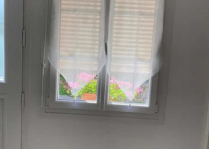 Petite Maison De Village *