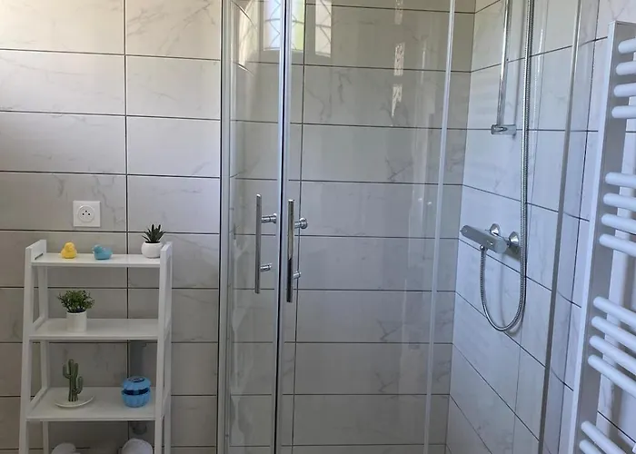 Petite Maison De Village *